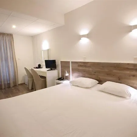 Centrum - Center 3* Nicósia