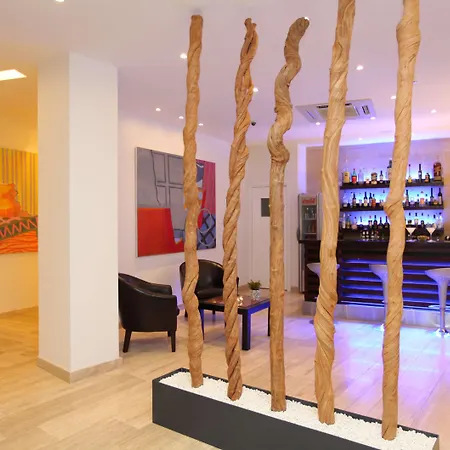 Hotel Centrum - Center 3*