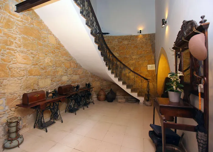 Hotel Centrum - Center 3*