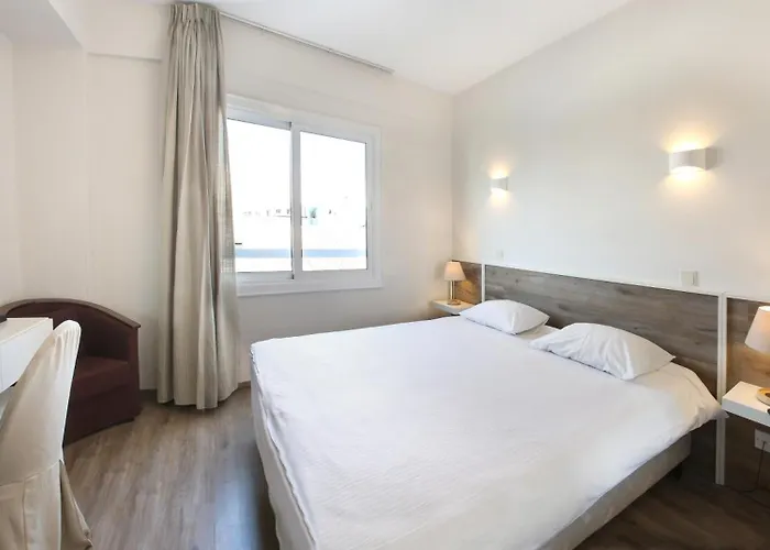 Hotel Centrum - Center 3*