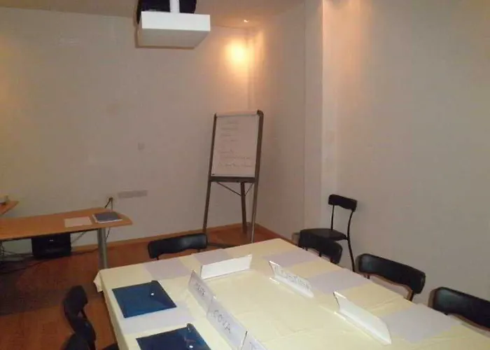 Centrum - Center 3* Nicosia