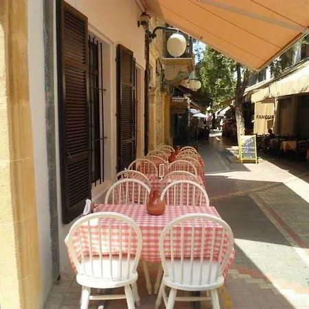 Centrum - Center Hotel 3*