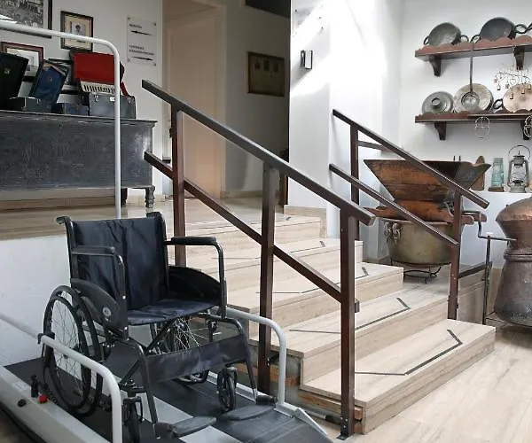 호텔 센트룸 - 시티 센터 3*