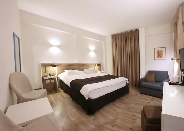 セントラム - シティセンター 3*