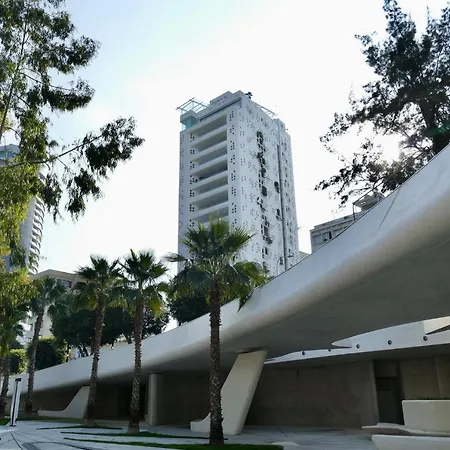 Centrum - Center 3*