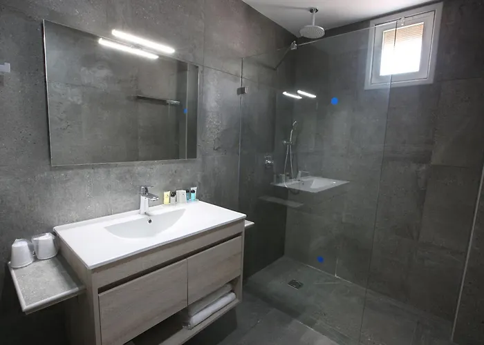 Hotel Centrum - Center 3*